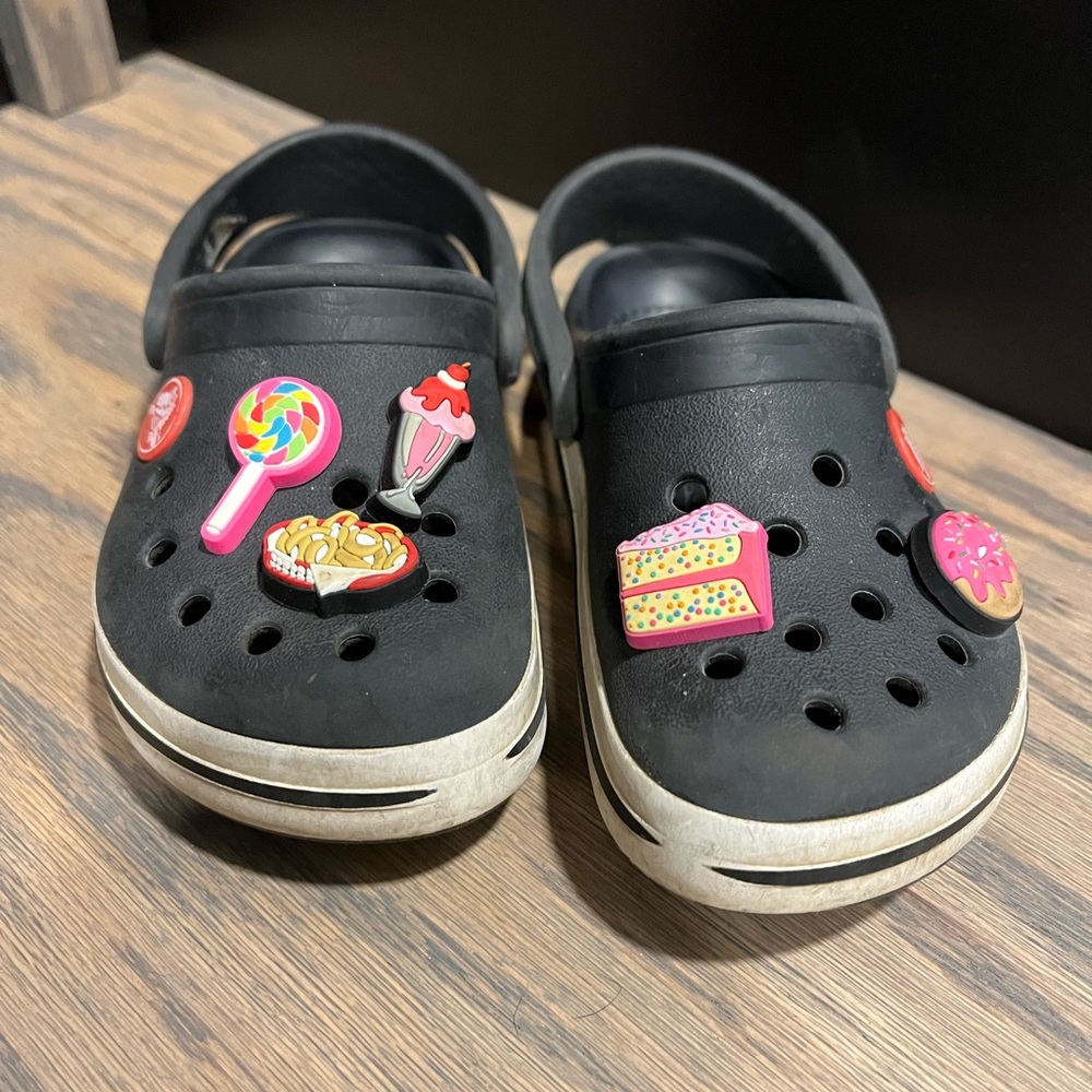crocs w/jibbitz